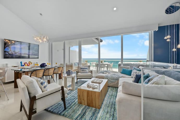 Blue Residences, Primary image