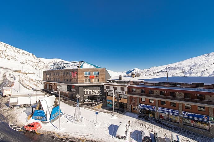 Estudios Cims Pas 3000, Primary image