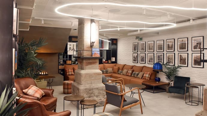 Latroupe La Granja, Primary image