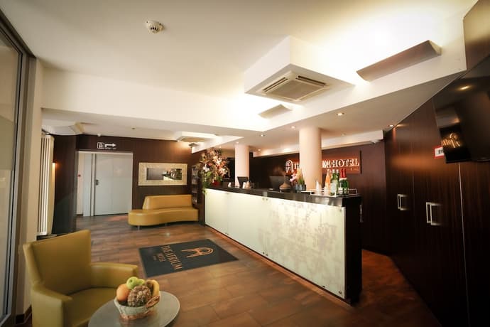 The Atrium Hotel, Primary image