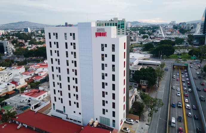 Gumont Guadalajara López Mateos - Minerva, Primary image