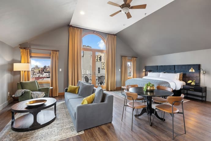 The Historic Blue Moon Hotel - NYC, Primary image