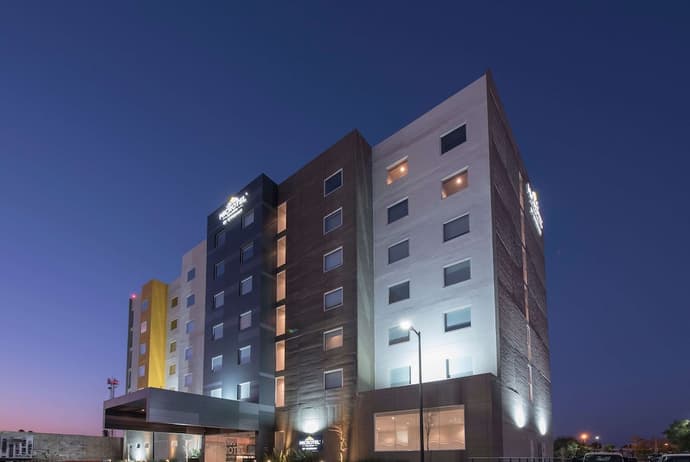 Microtel Inn & Suites by Wyndham Guadalajara Sur, Primary image