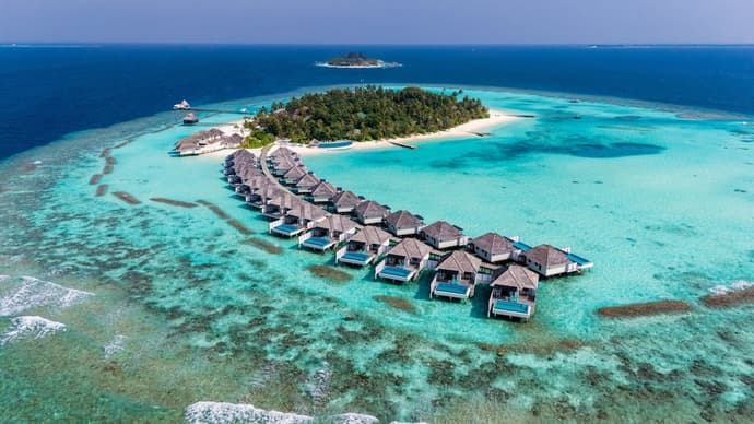 Nova Maldives, Primary image