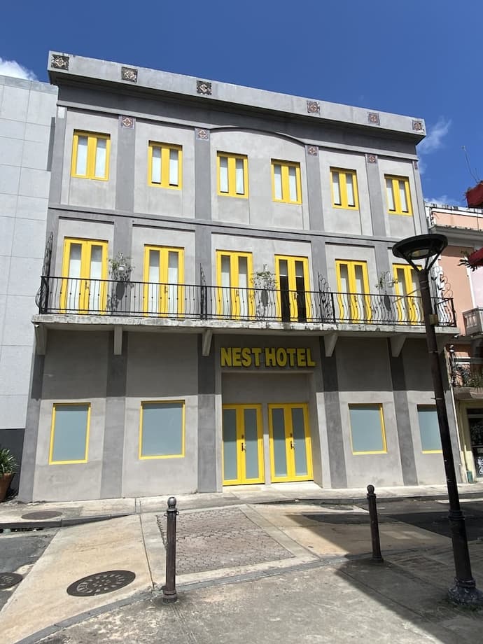 Hotel Nest, Primary image