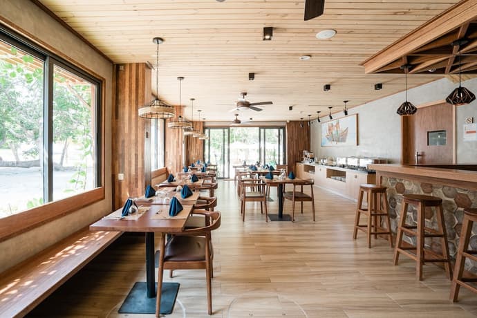 Ayala Ocean View, Reception