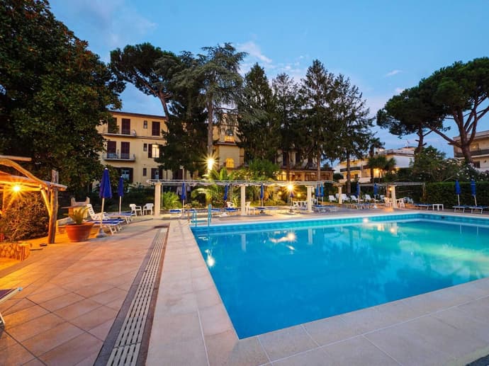 Hotel delle Palme, Primary image