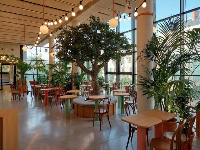 The People Paris Marais, Primary image