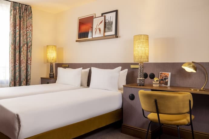 Hotel Ernest, Primary image