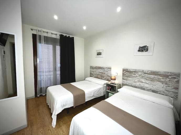 ToledoRooms Palacios, Primary image