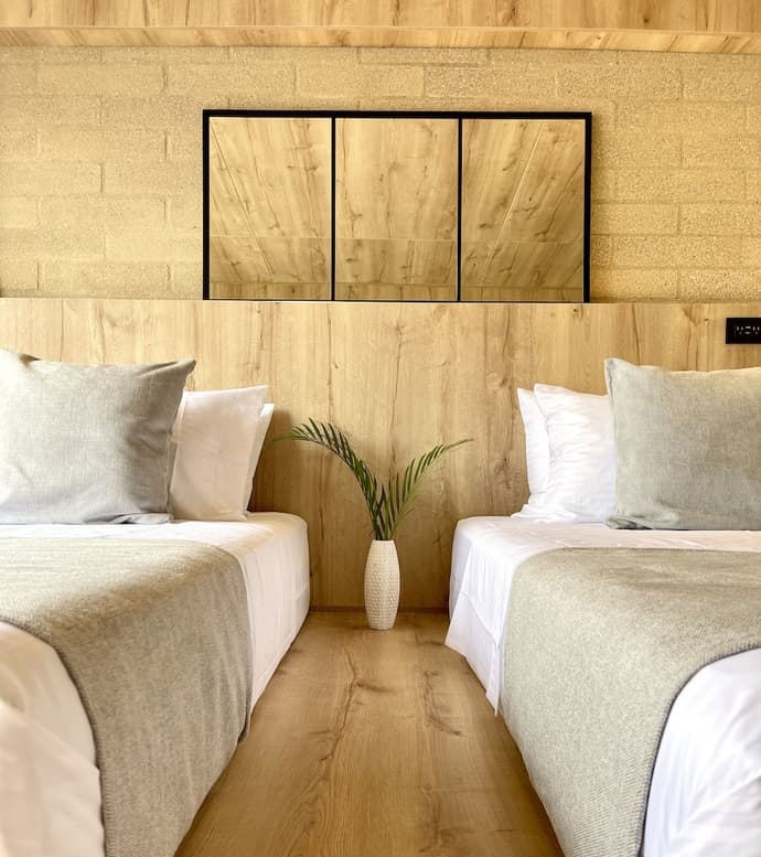 beminimal, Primary image