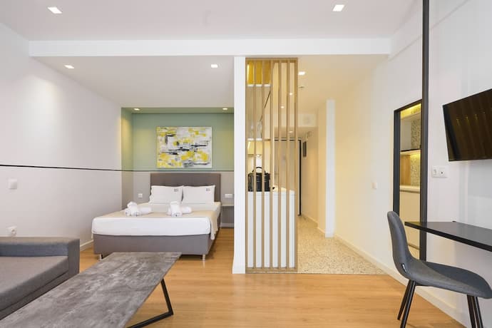 Elephant Suites, Primary image