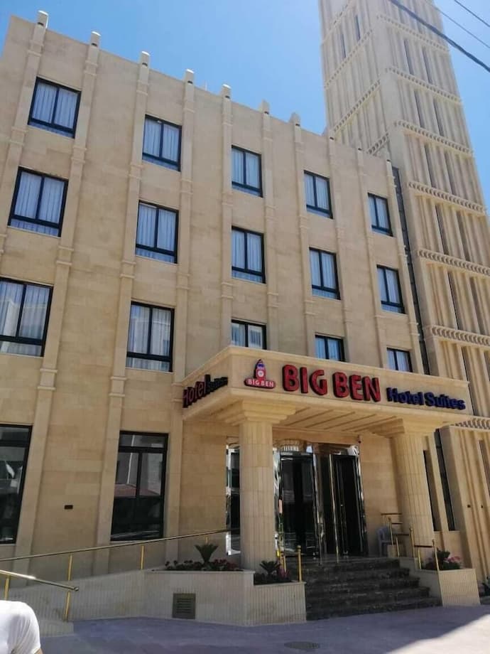 Big Ben Hotel Suites, 