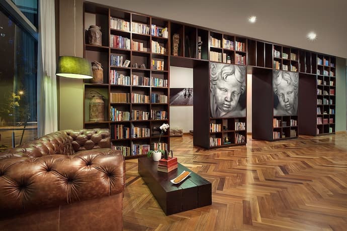 Sites Hotel, Primary image