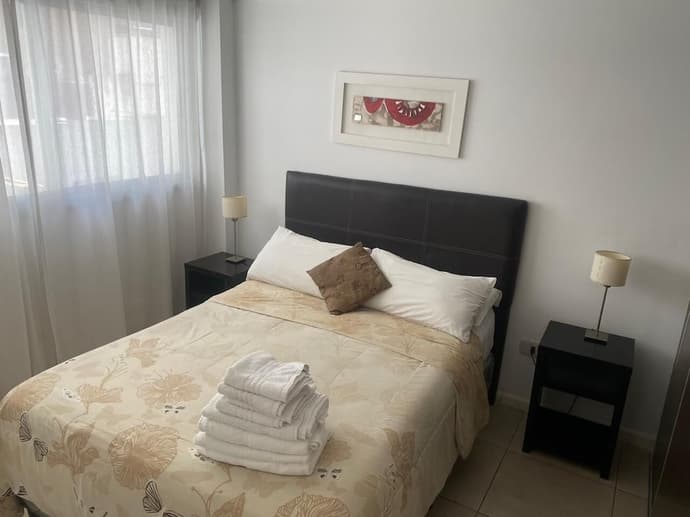 Arenales Suites, Primary image