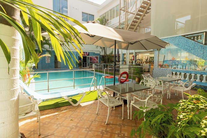 La Casona Dorada, Primary image