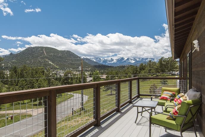 Coyote Mountain Lodge, Primary image