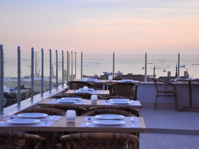 Divani Ali Hotel, Primary image