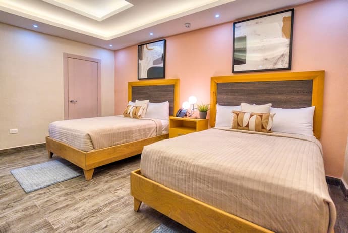 Melina Hotel, Primary image