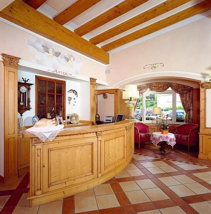 Hotel Des Alpes, Reception