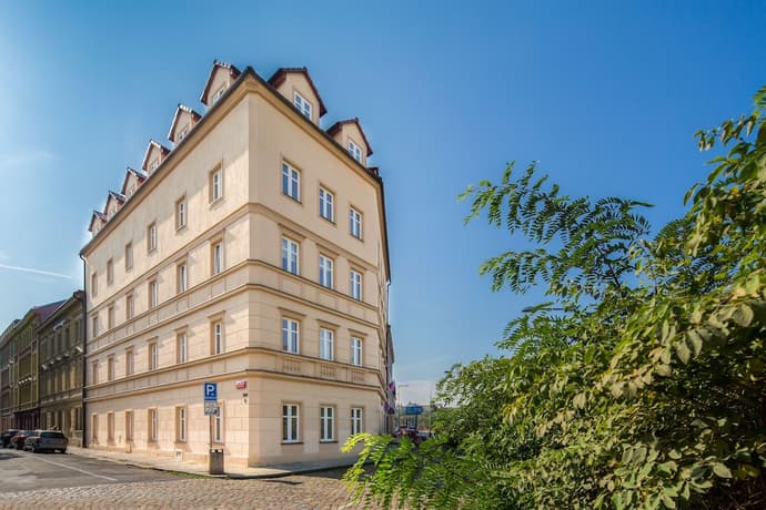 Minimino hotel, Primary image