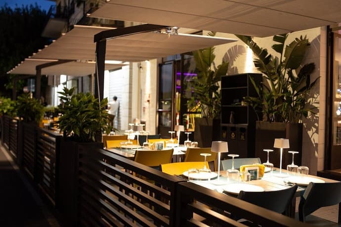 Arryvo, Primary image