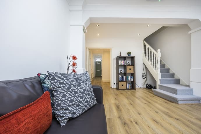 Verv Islington, Reception