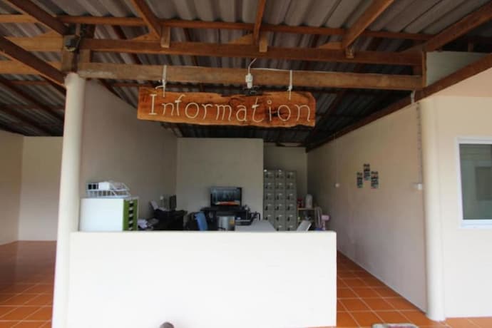 Phi Phi Ba Kao Bay Resort, Reception