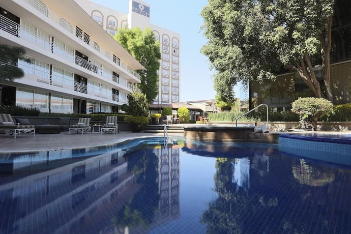 Krystal Satélite María Bárbara, Primary image