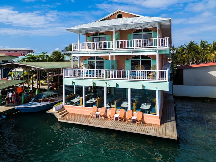 Bocas Paradise Hotel, Primary image