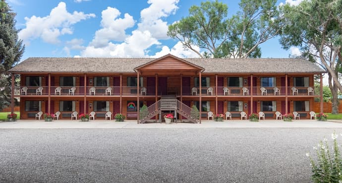 Austin's Chuckwagon Lodge, Primary image