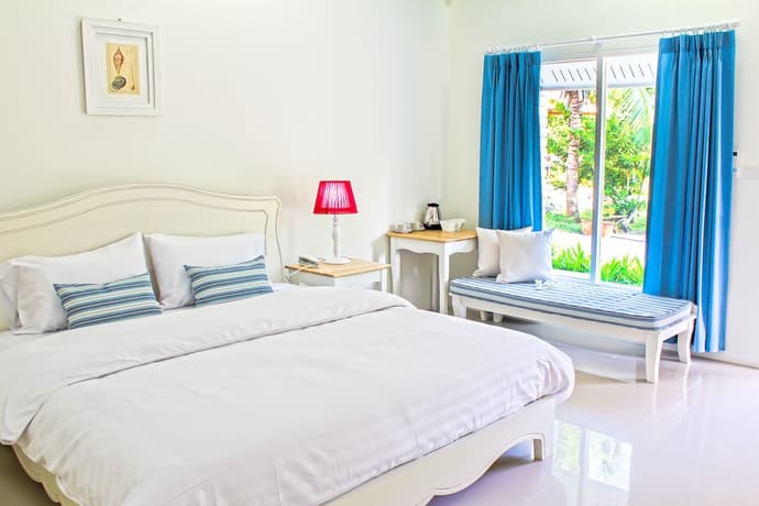 A Little Villa, Primary image