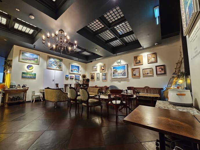 Le Mong Hotel, Primary image