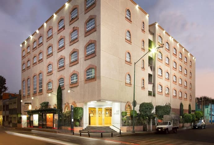 Hotel MX congreso CDMX, Trademark Collection by Wyndham, Primary image