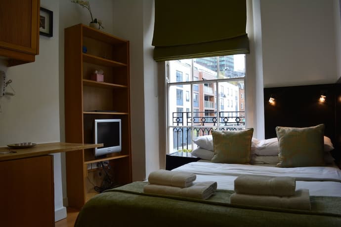 Studios 2 Let North Gower, Primary image