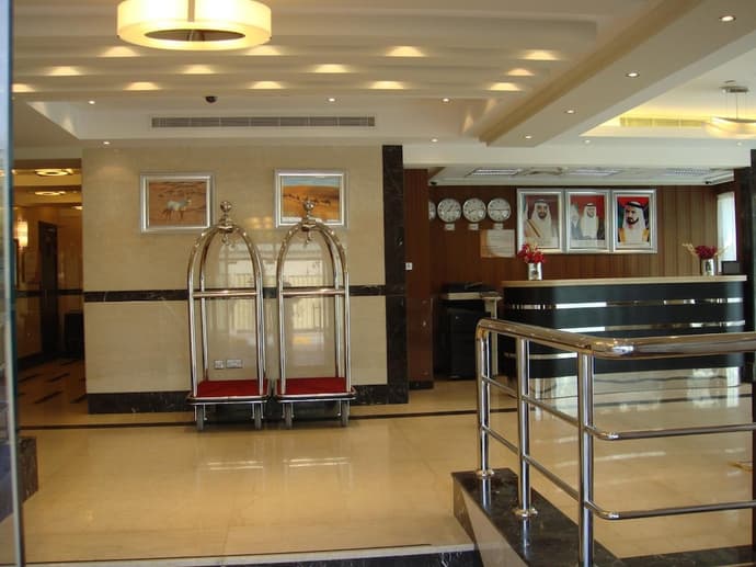Paragon Hotel Apartments, Lobby