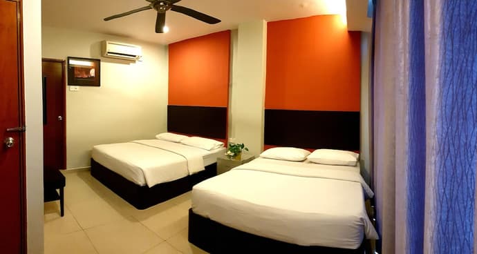 Golden Court Hotel, Primary image