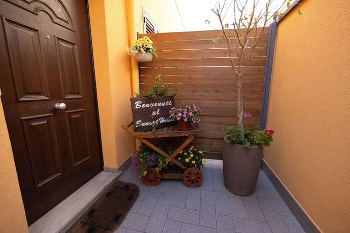 Sunset House Balestrate, Primary image