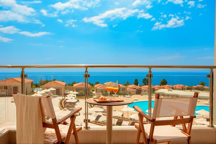 Zeus Eleva Ajul, Primary image