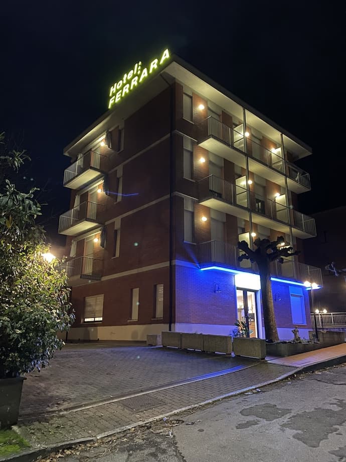 Hotel Ferrara, Primary image