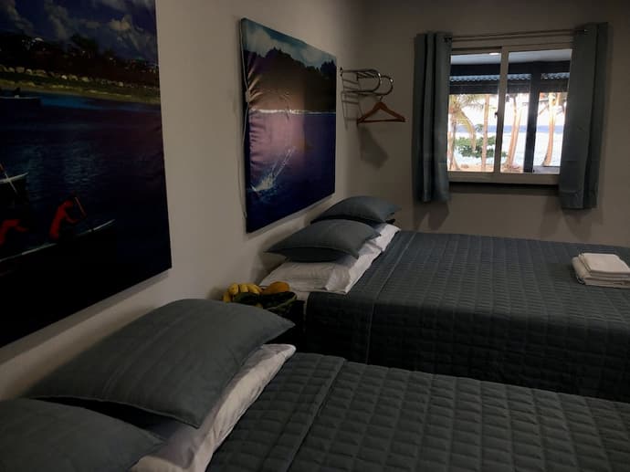 Island Hopper Hotel, Primary image