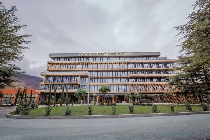 Gori Inn, Primary image