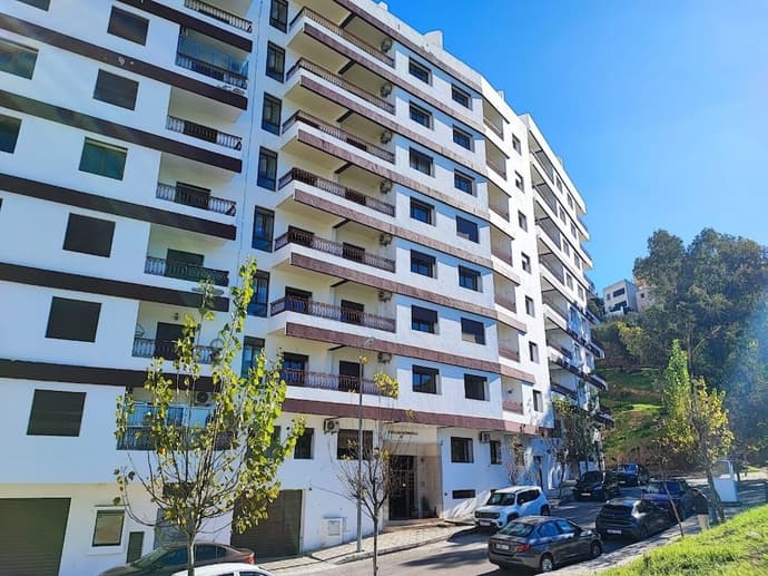 Les Belles Residences E, Primary image