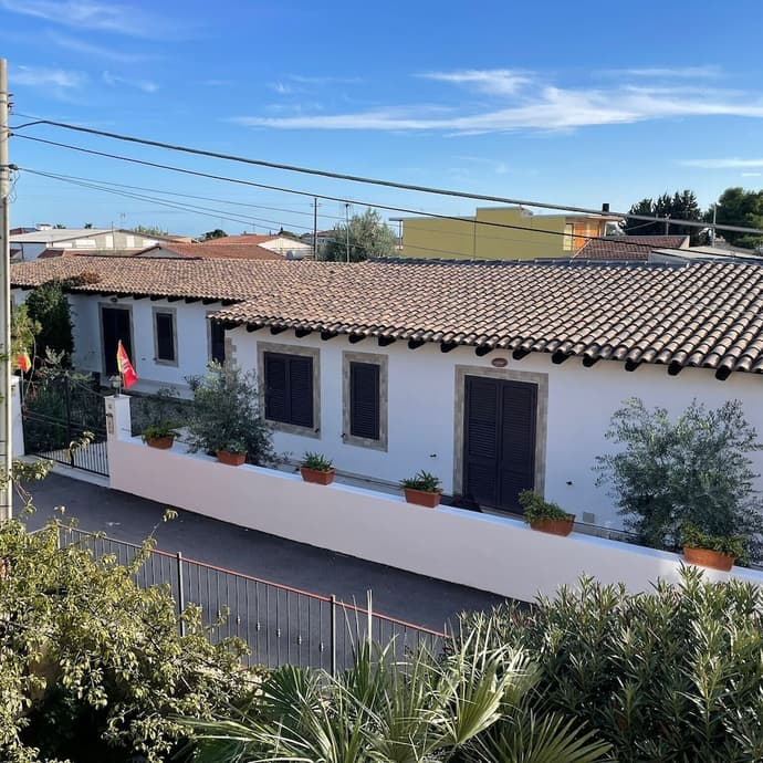 Le Case Al Quadrato, Primary image