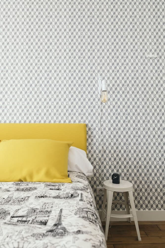 Chez Pepe Merle, Primary image