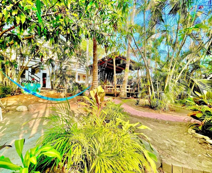 El Eden Escondido, Primary image