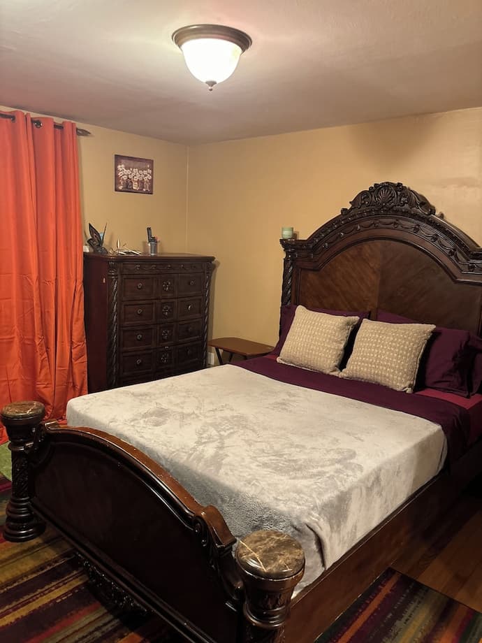 Jay's Ranch, Primary image