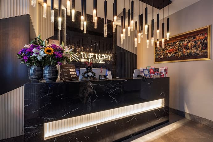 The Nest Hotel, Reception