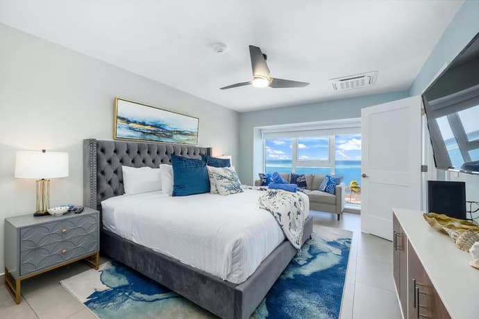 Harbour House, Primary image