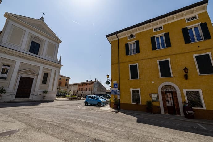 B&B Formigola, Primary image